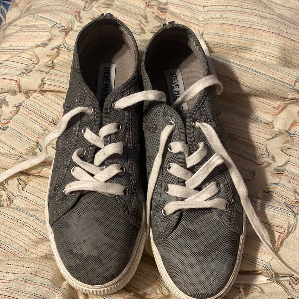 Steve Madden platform sneakers